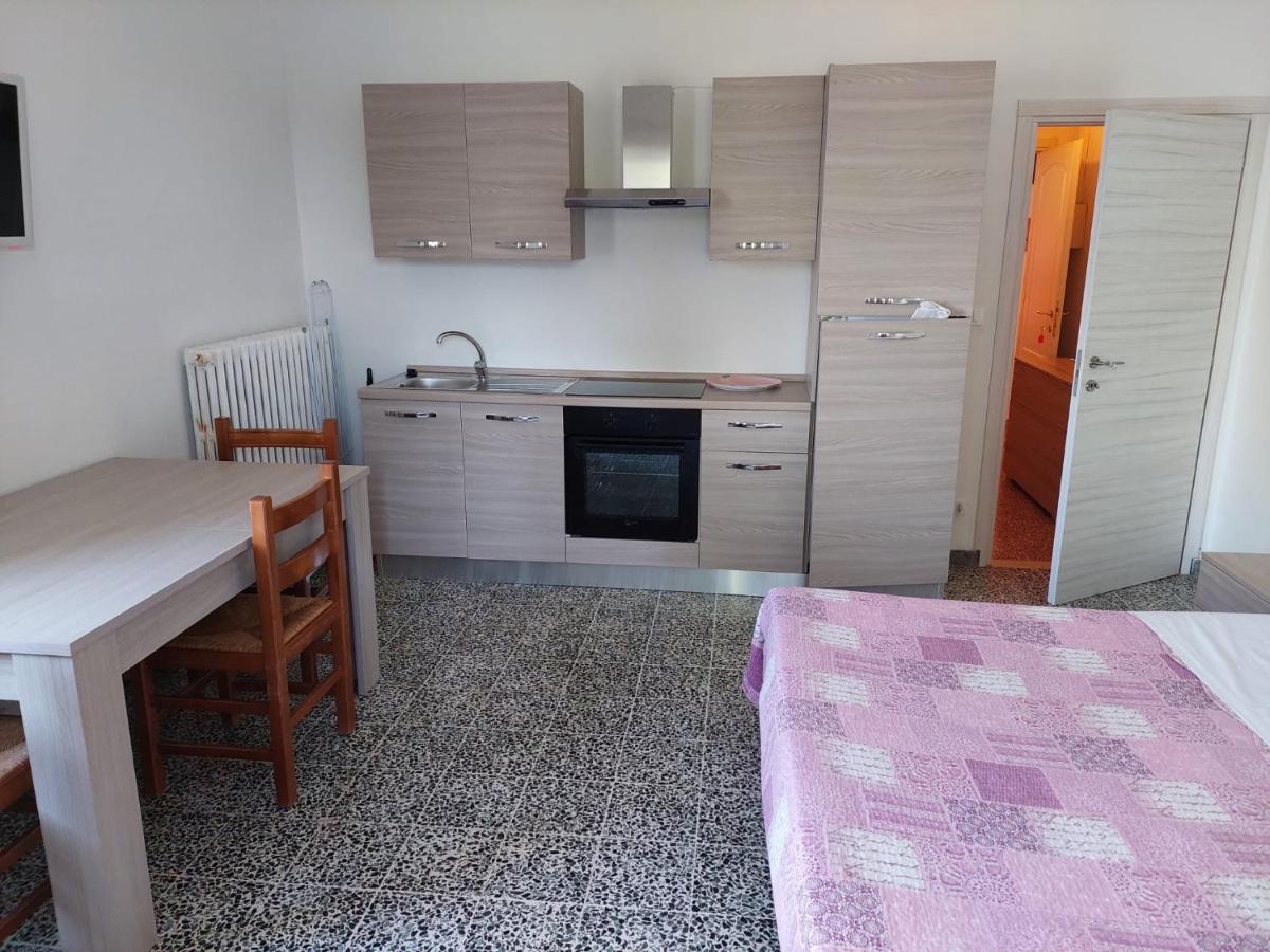 Agriturismo Ca' Isotta 카스텔로 디 세라발레 외부 사진