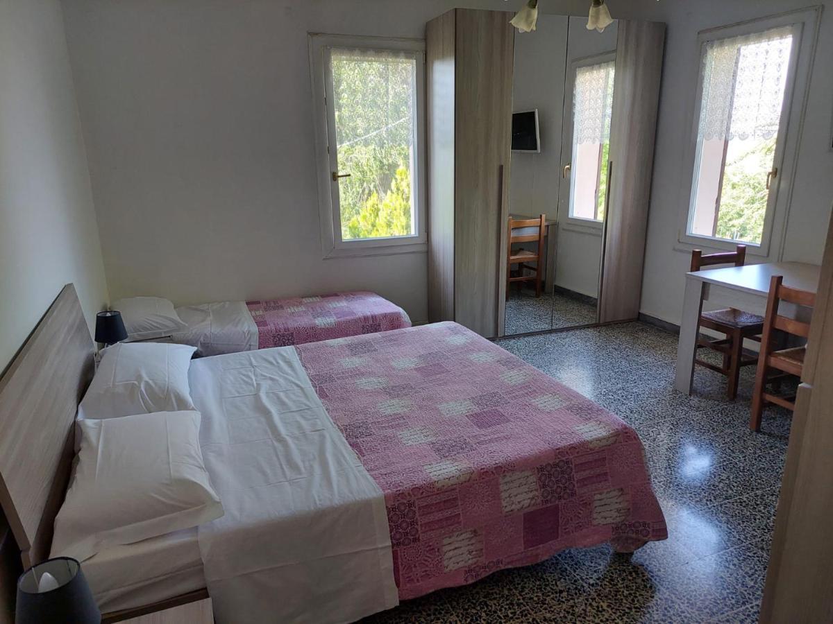 Agriturismo Ca' Isotta 카스텔로 디 세라발레 외부 사진