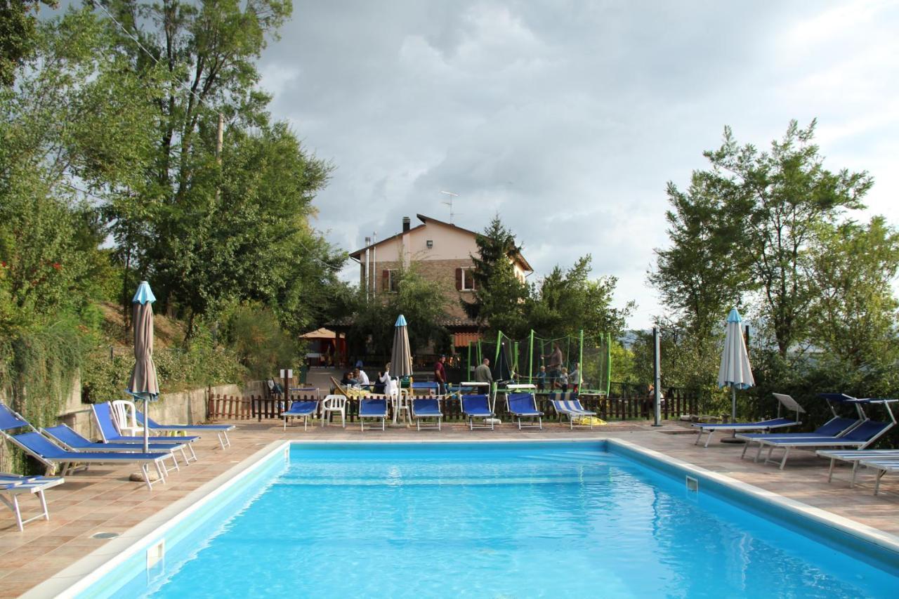 Agriturismo Ca' Isotta 카스텔로 디 세라발레 외부 사진