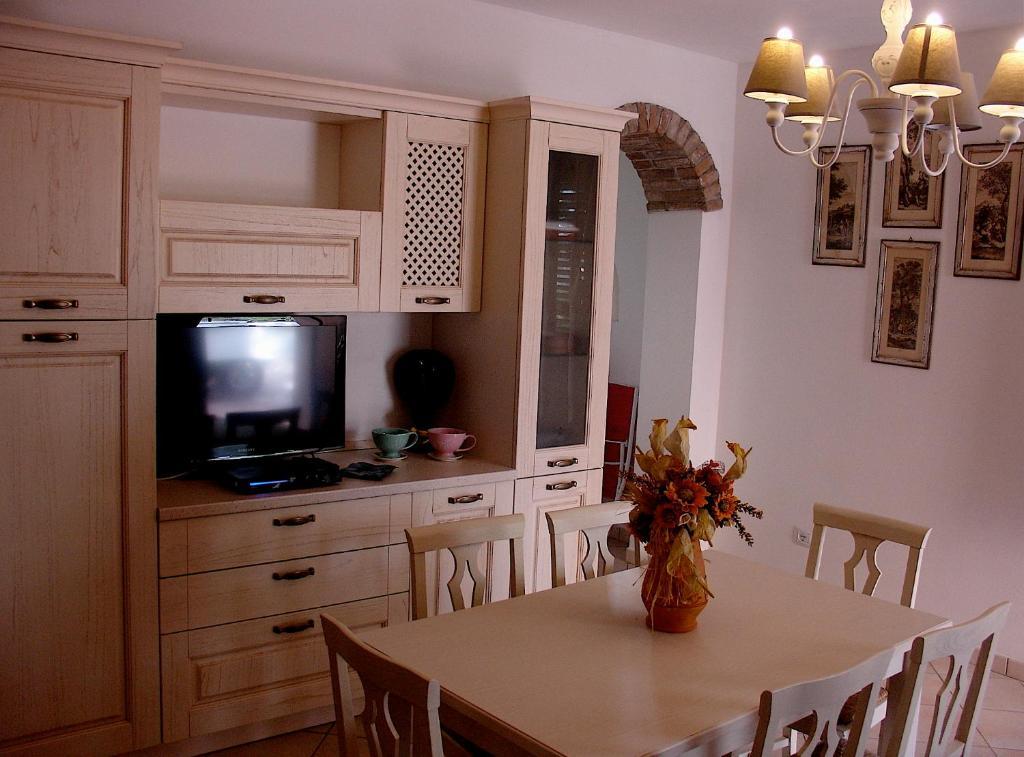 Agriturismo Ca' Isotta 카스텔로 디 세라발레 외부 사진